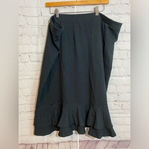 C Est. 1946 Wimens Size 26/28W Black Double Ruffle Hem Pull On Godet Skirt